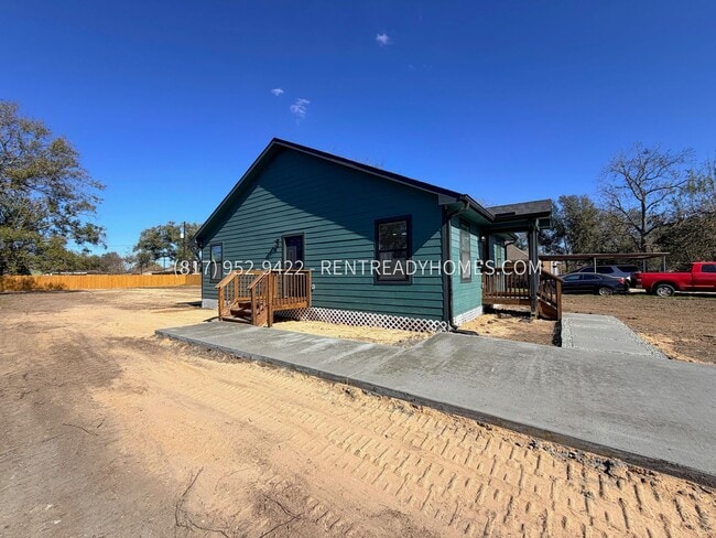 Building Photo - 10529 Muscatine St