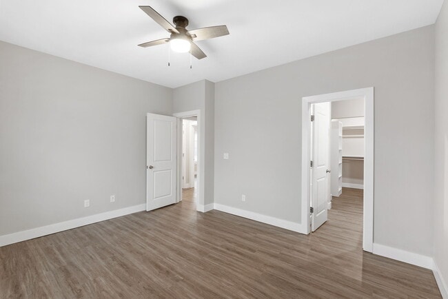 Photo - 5120 N Cypress St