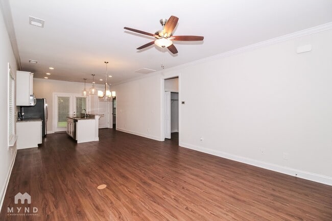 Photo - 73 Highland Forest Cir