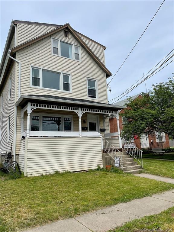 Building Photo - 41 Oak St Unit 1 Rental