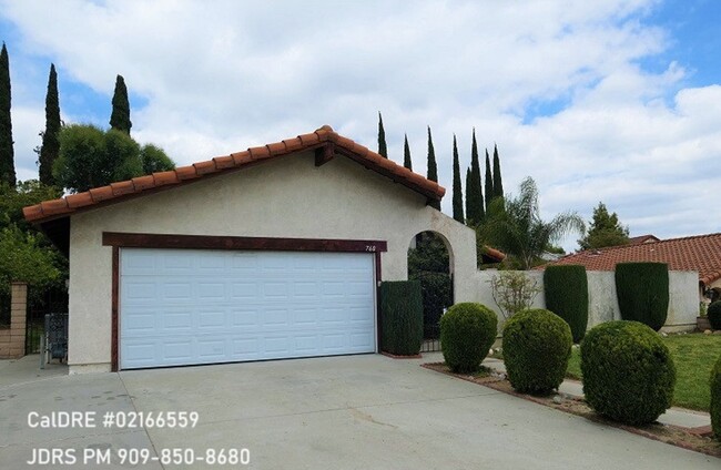 Walnut 3 Bedroom Home - Walnut 3 Bedroom Home