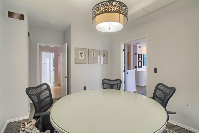 Photo - 3295 Blake St Unidad 104