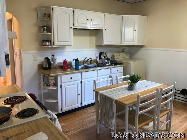 Photo - 27-29 Cameron Ave. Unit 1