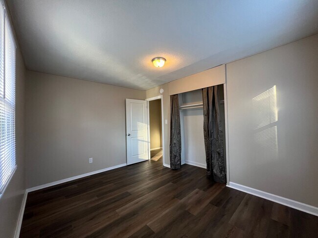 Photo - Cute 2 bedroom 1 bath duplex that is centrally located. Close to area bases, shopping and restaur...