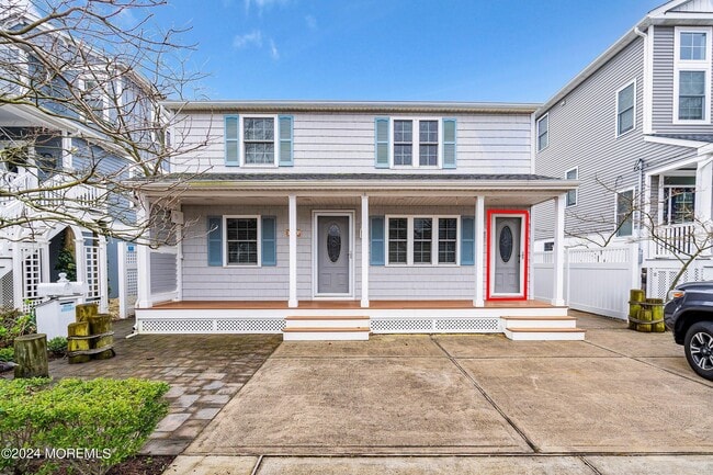 Building Photo - 105 Coolidge Ave