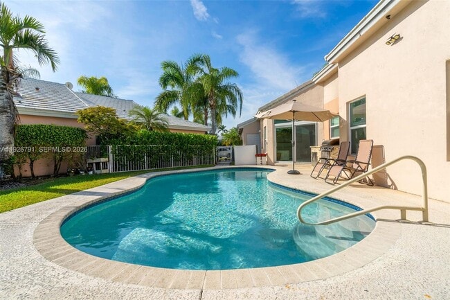 Photo - 15241 Wilshire Ct