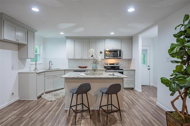 Photo - 7017 Briley Dr