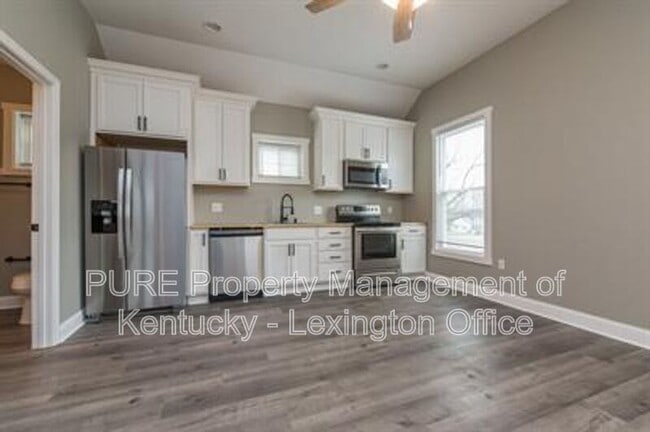 Photo - 103 Moberly Ave Unidad C