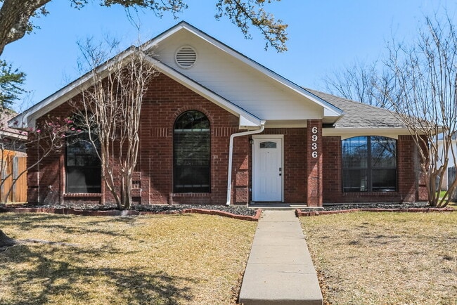 Building Photo - 6936 Bentley Ave