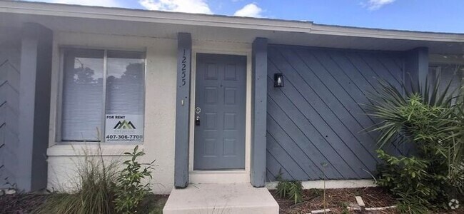Building Photo - Exceptional Fully Remodeled 2-Bedroom, 2-B... Rental