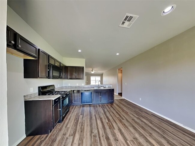 Photo - 11709 NW 134th St