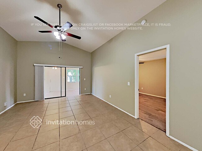 330 Chicago Woods Cir