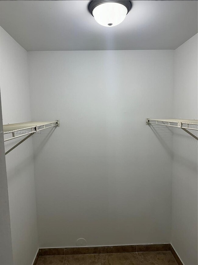 Photo - 8100 Geneva Ct Unit 142