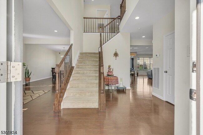 Photo - 8 Wellesley Ave