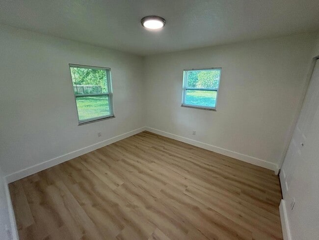 Photo - 2147 Sibley Ave
