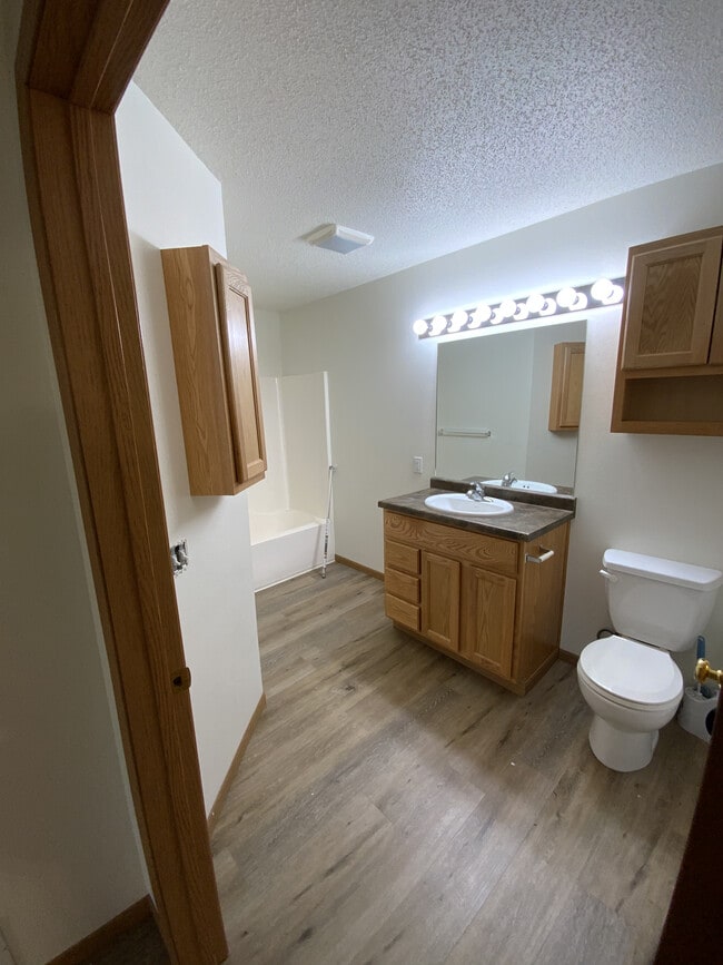 Photo - Regency Park South