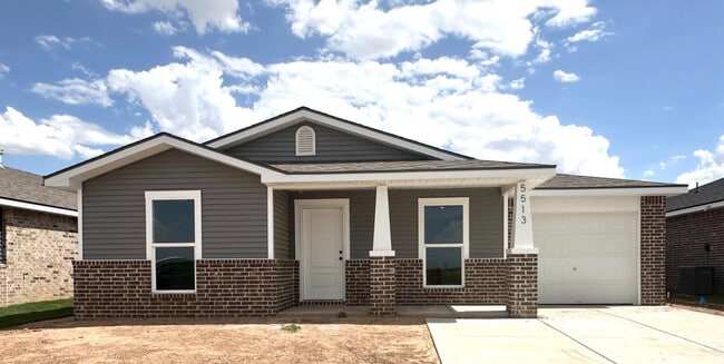 Building Photo - 5513 Rice St