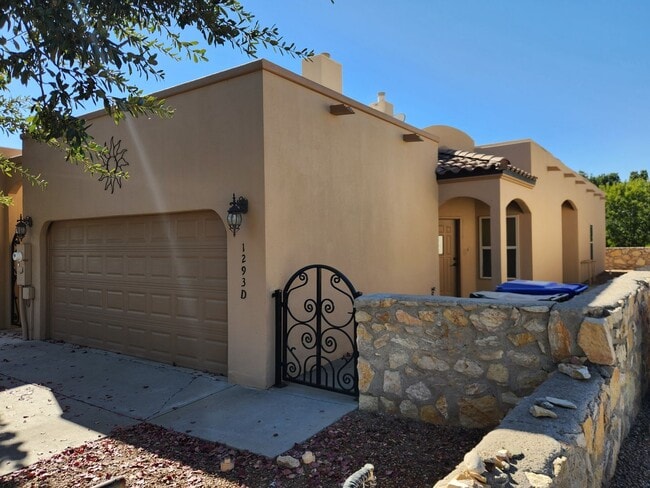 Building Photo - 1293 Mission Nuevo Dr Unit D