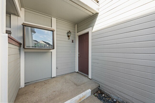 "Spacious 3-Bed Condo with 2 Baths in Citr... - "Spacious 3-Bed Condo with 2 Baths in Citr... Unit M