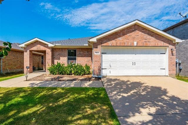 1612 Crown Point Dr