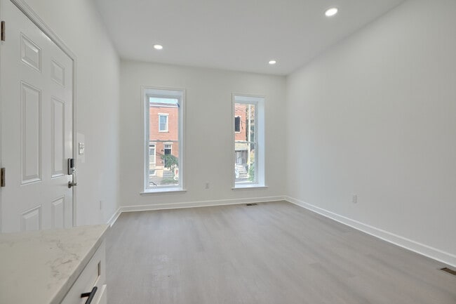 Photo - 1931 McCulloh St Unidad #1