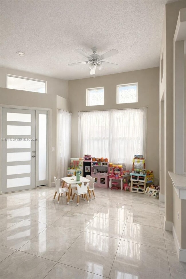 Photo - 3038 Marion Ave