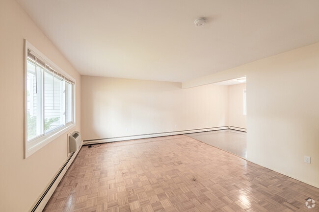 3 BR, 1 BA
