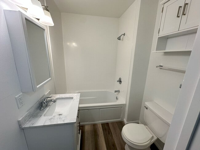 Bathroom - 155 E Wisconsin Ave Unit D