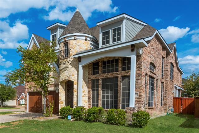 Photo - 701 Player Ave