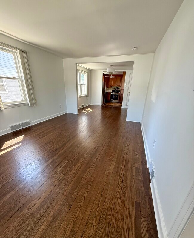 Photo - 34 Governors Gate Ln