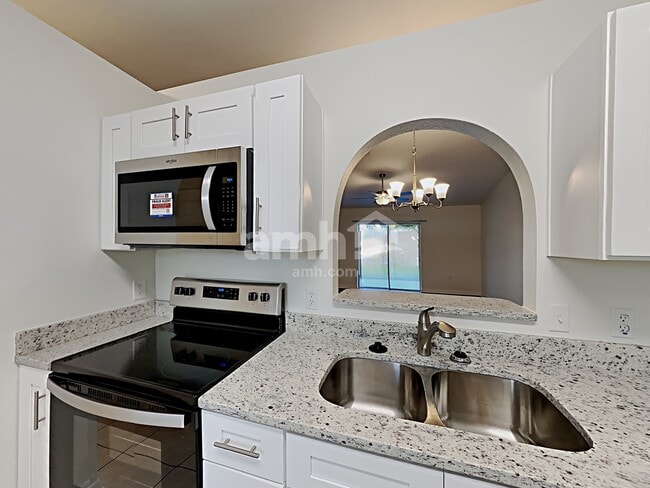 Photo - 520 Brown Bear Way