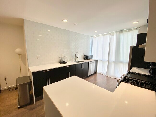 Photo - 1436 N 7th St Unit 2