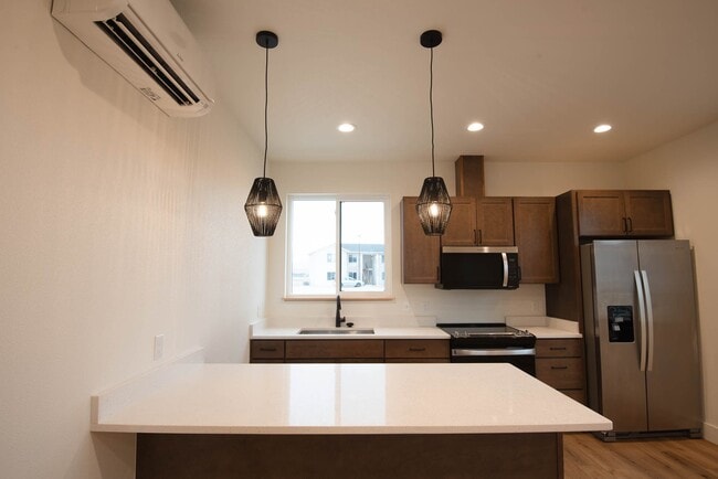 Photo - 1407 Windsor Dr