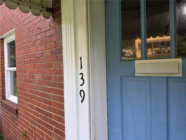 139 Howard St