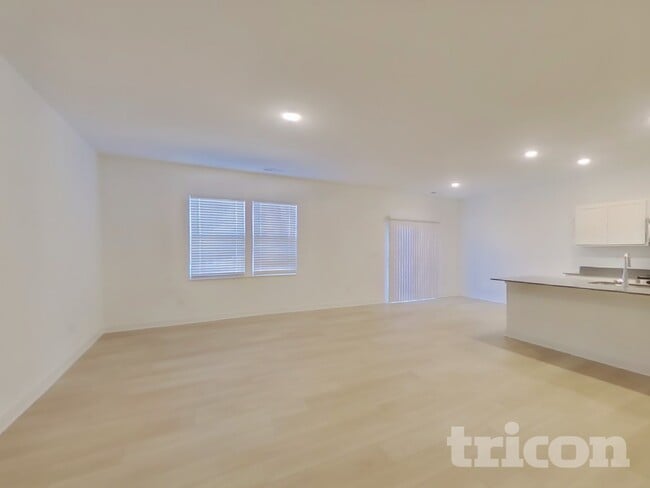 Photo - 11838 Moorfield Ln