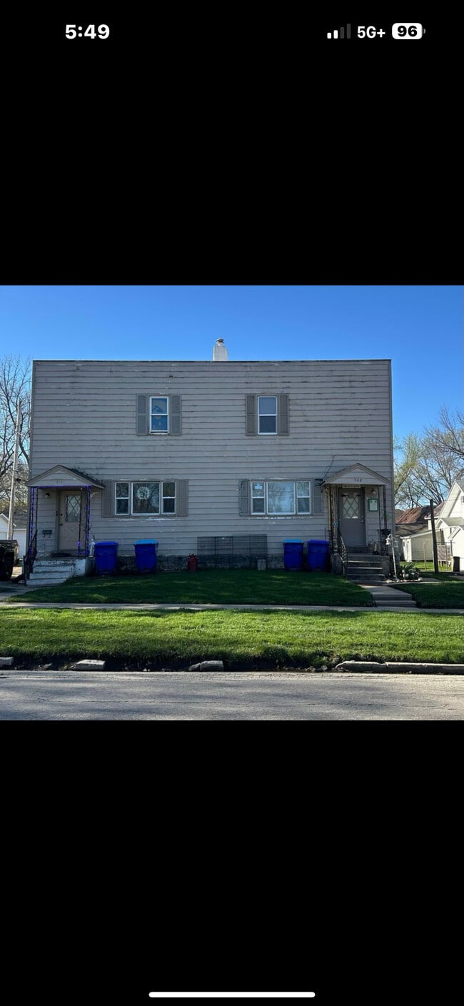 Building Photo - 208 2nd St SE Unit 208 Rental