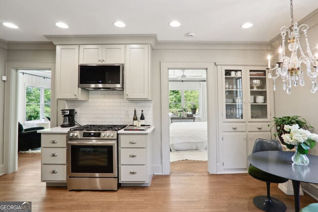 Photo - 512 Federal Terrace SE