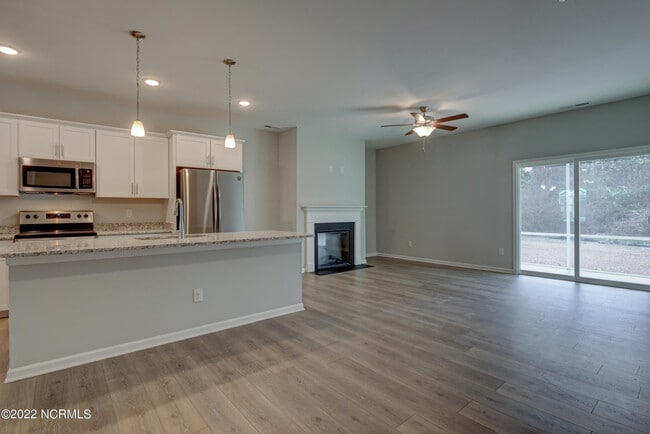 Photo - 4409 Finch Ln