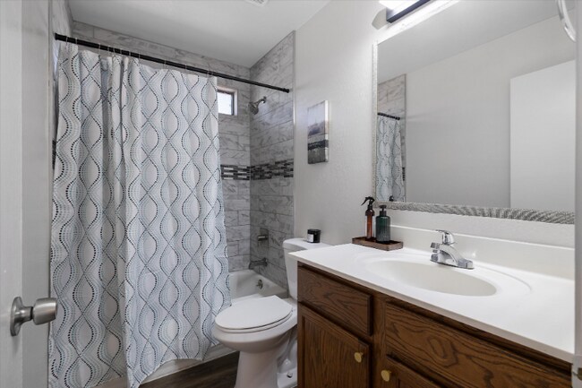 Photo - 7315 W Cordes Rd