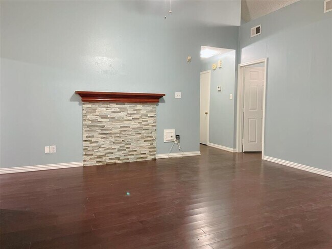 Photo - 8631 Vinkins Rd