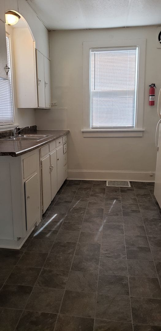 Photo - 425 S Warren Ave Unit 425 S. Warren Ave- Apt #2