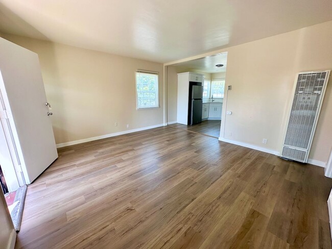 Photo - Cedar LB Unidad B