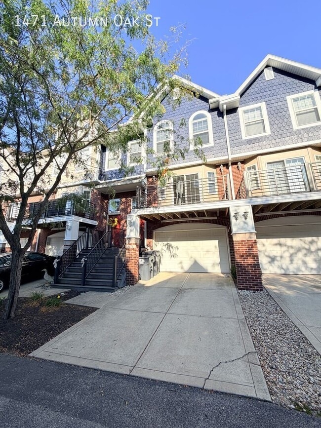 Photo - 1471 Autumn Oak St