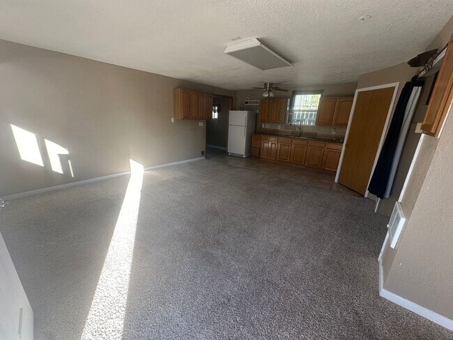 Photo - One bedroom, One bathroom front/back duplex. Pet Friendly! Located in Scottsbluff! Unit 1210 9th Ave (Back)
