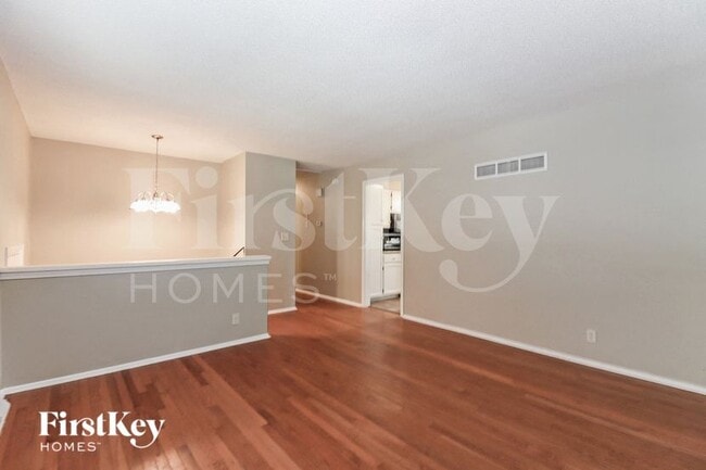 Photo - 518 S Adams St
