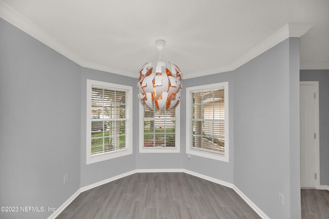 Photo - 757 MacKenzie Cir