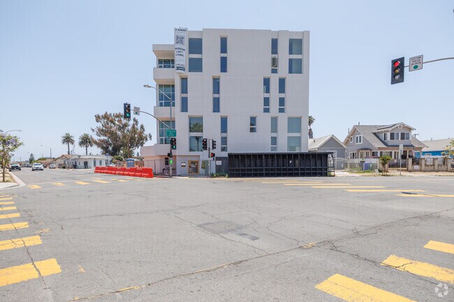 2283-2285 Ocean View