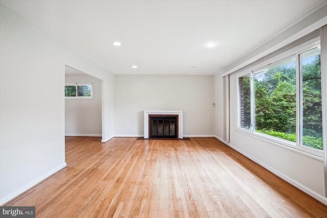 Photo - 4503 Traymore St