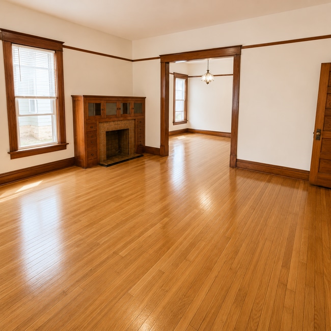 Photo - 353 W James St Unit 353 (lower)