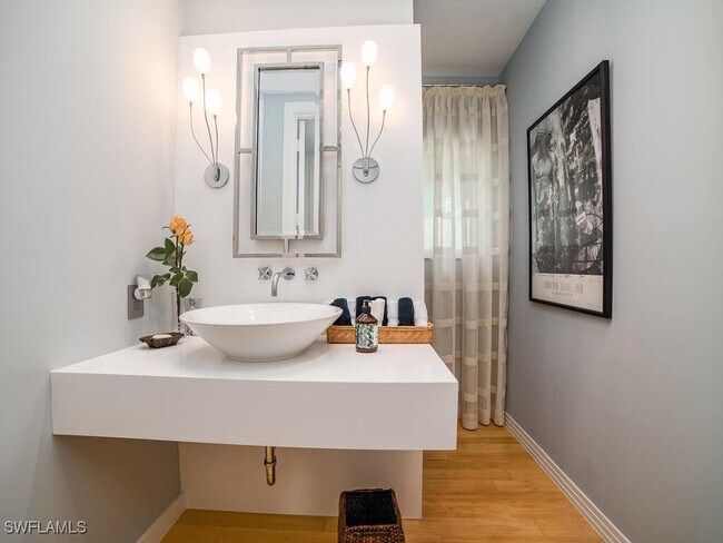 Photo - 883 Galleon Dr